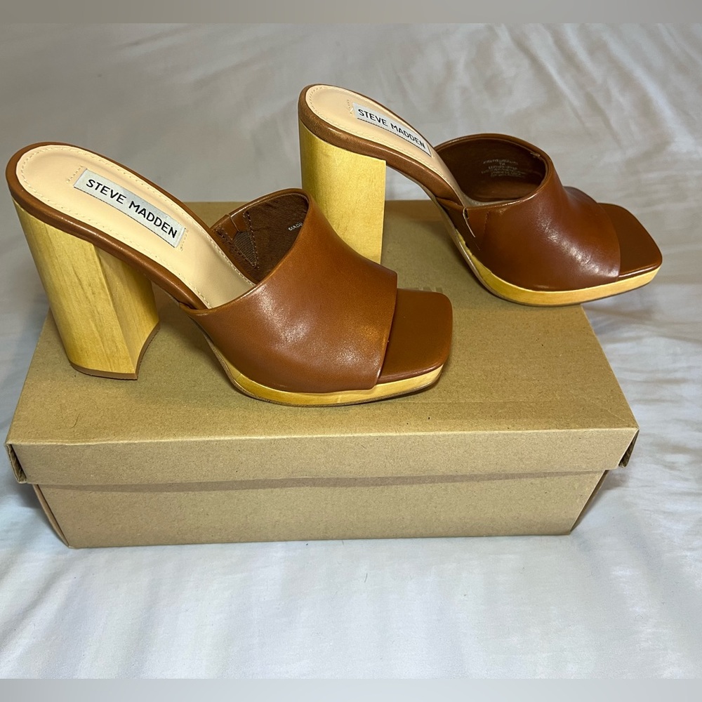 Steve Madden Josette Cognac Heels, Size 7